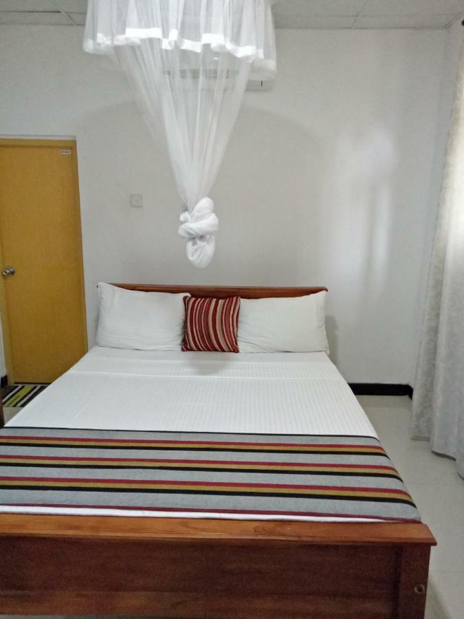 Umaya Holiday Home Anuradhapura Exterior photo
